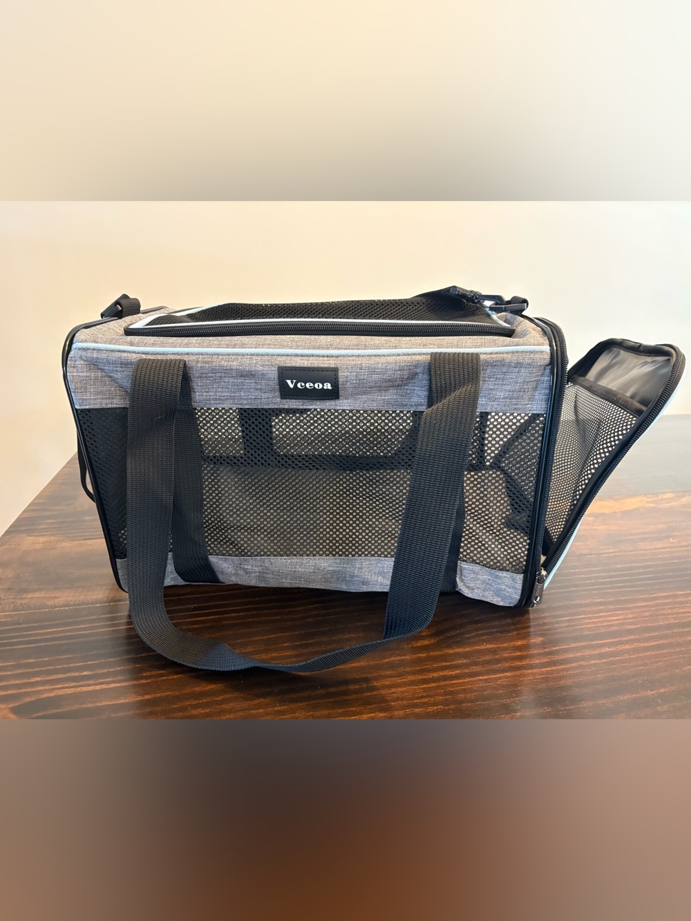 Vceoa Gray Soft-Sided Pet Carrier Cat Dog Travel Bag Mesh NWOT